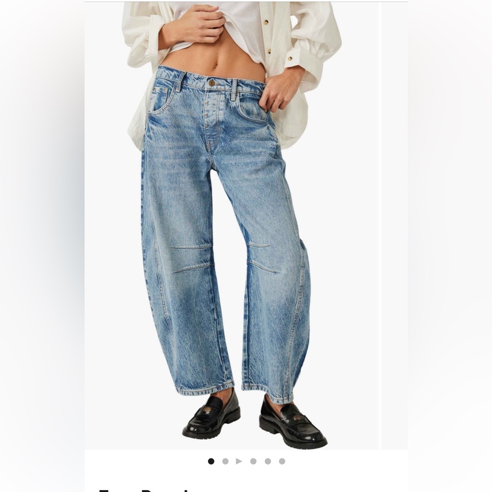 Free People Mid Rise Barrel Leg Jeans